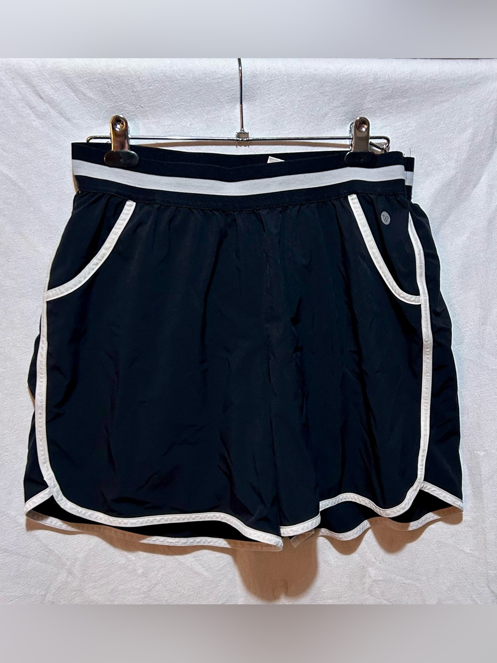 LIVI Active Black Double-Lined Running Shorts White Trim Size 14/16